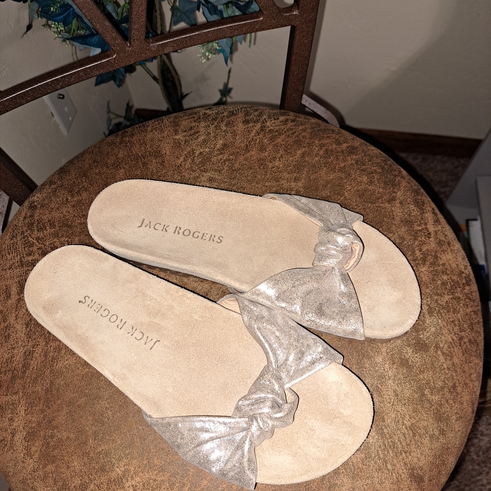 Jack Rogers Silver Sandals with Sleek Design